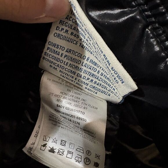 Moncler BADY SHORT DOWN JACKET - Picture 6 of 13